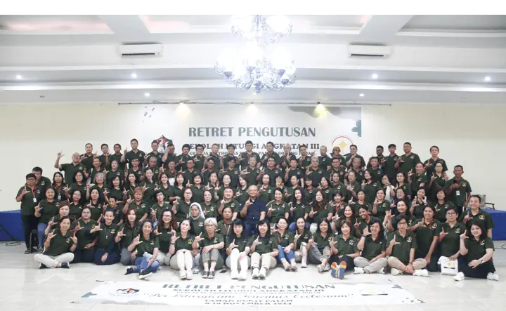 Frame-654037248-11.png
